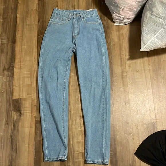 Shein XS Jeans - Picture 1 of 2